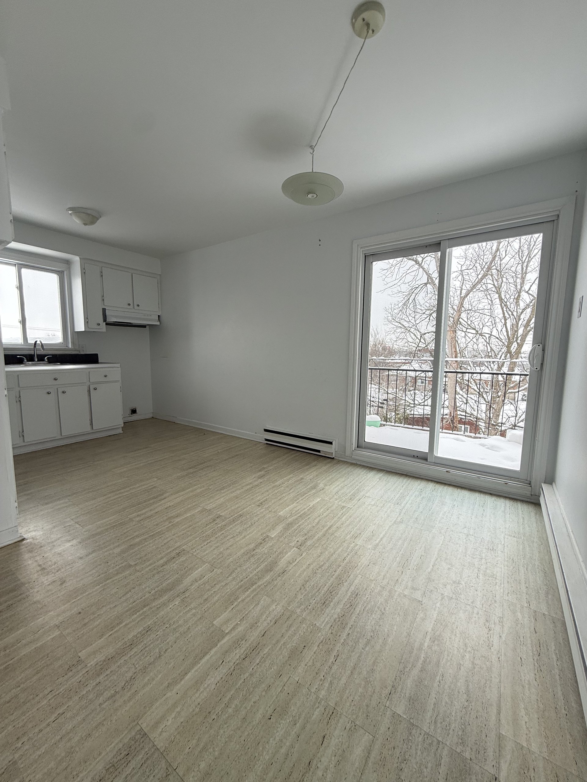 470 Conrad-Pelletier — photo 2