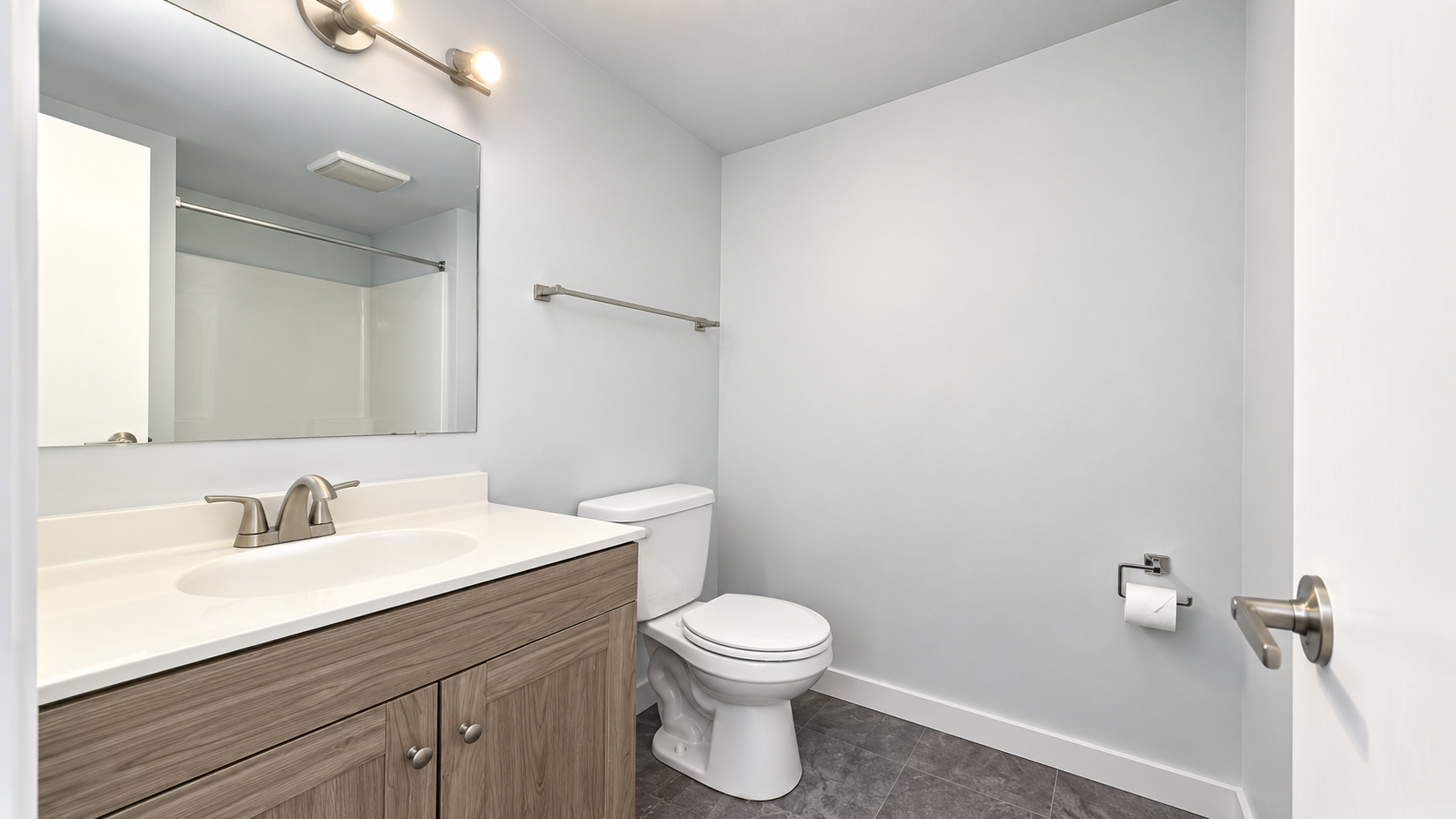 2211 Villeneuve D — photo 8