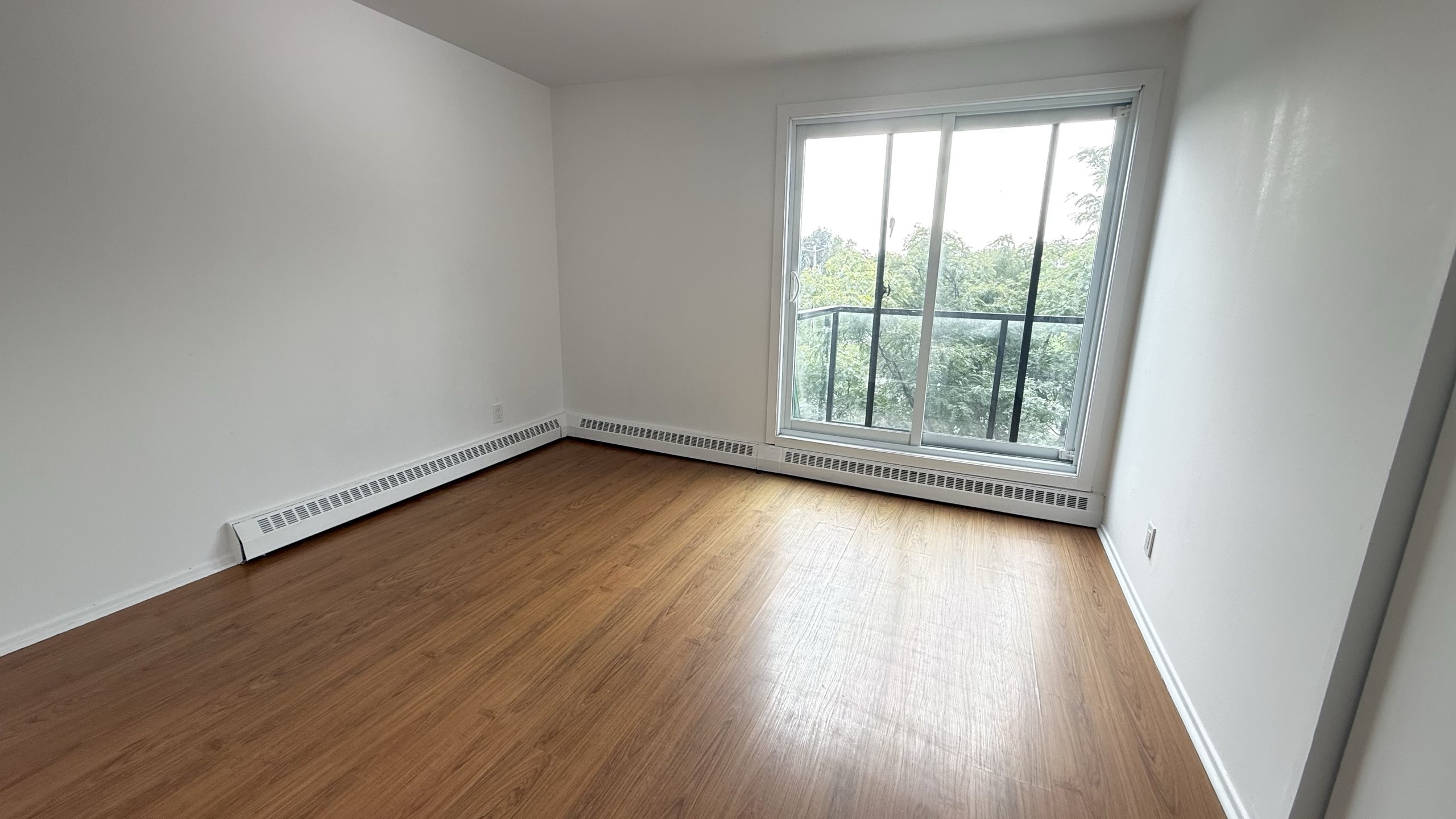760 Hubert B — photo 5