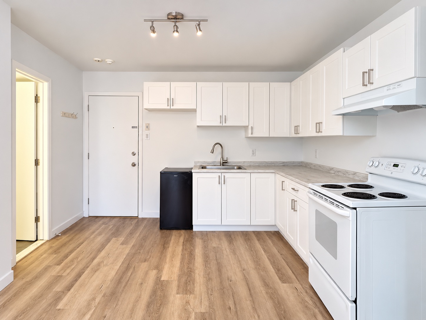 760 Hubert A — photo 3