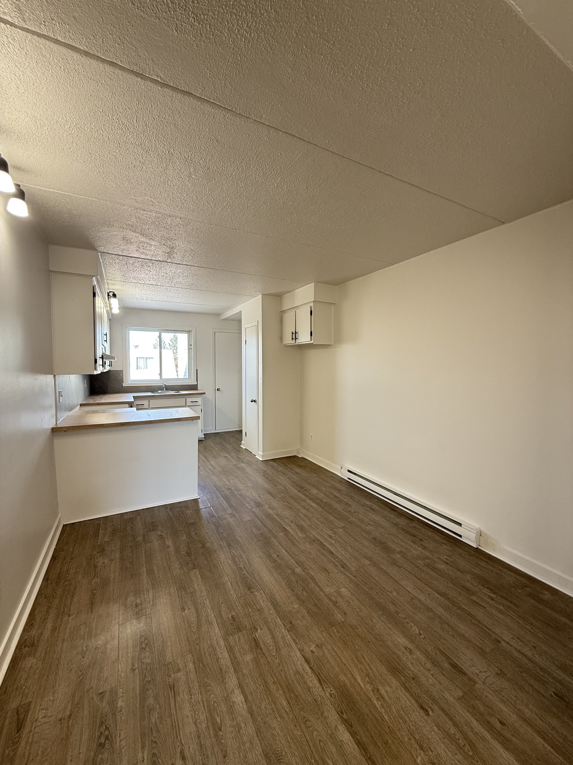 235 Turgeon — photo 2