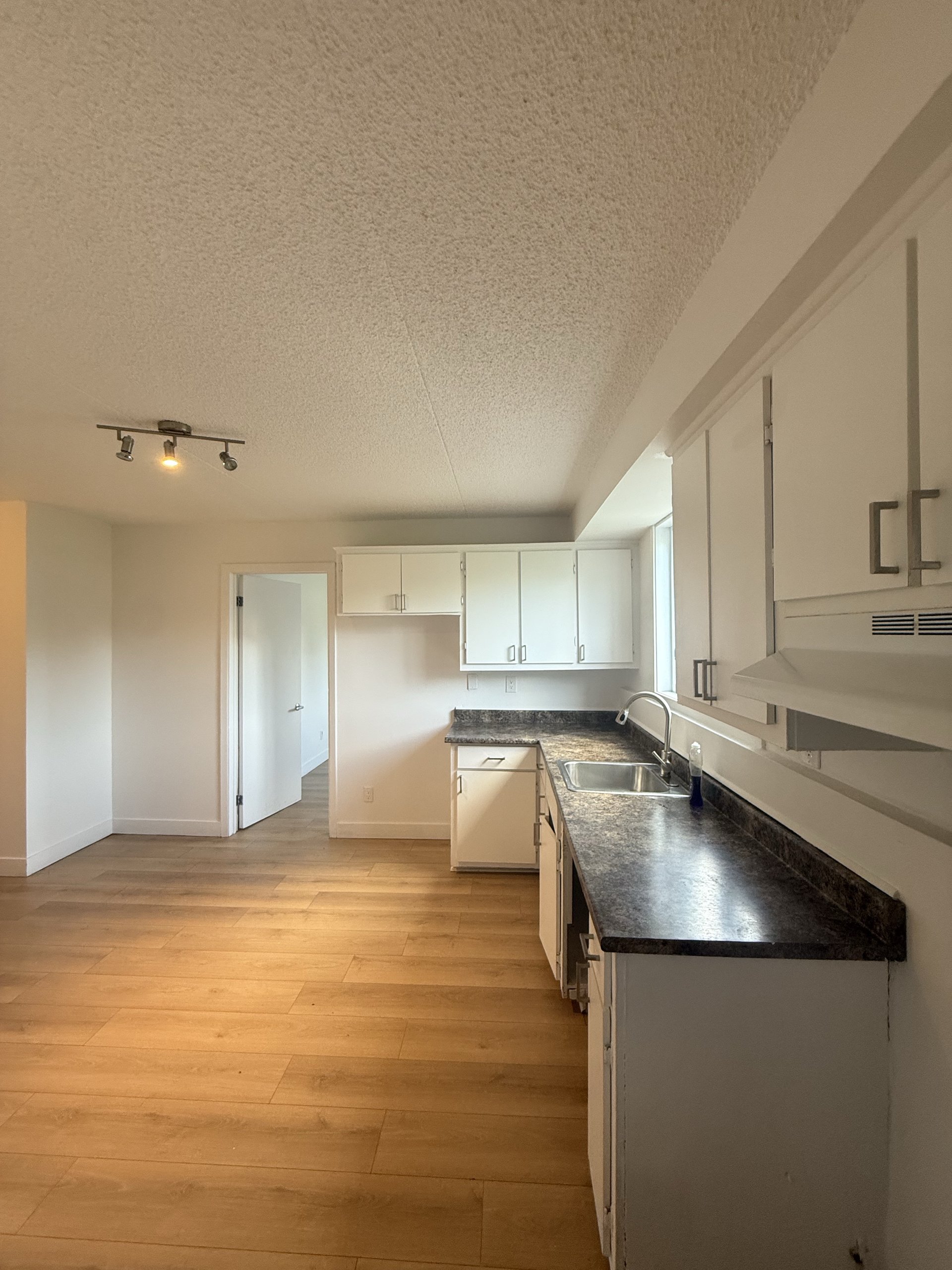 2231 Villeneuve B — photo 2