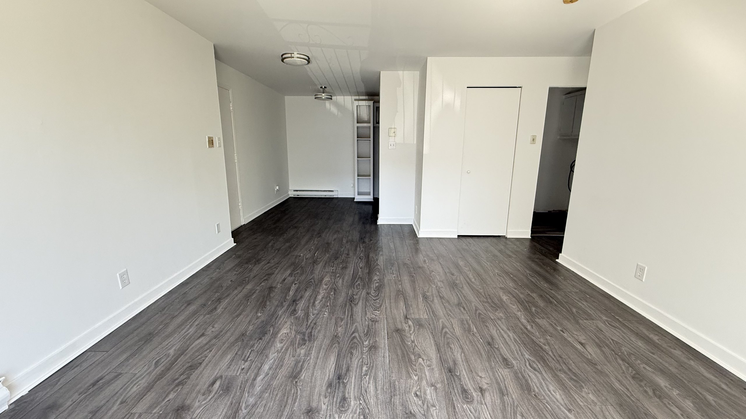2680 Bellerose — photo 3