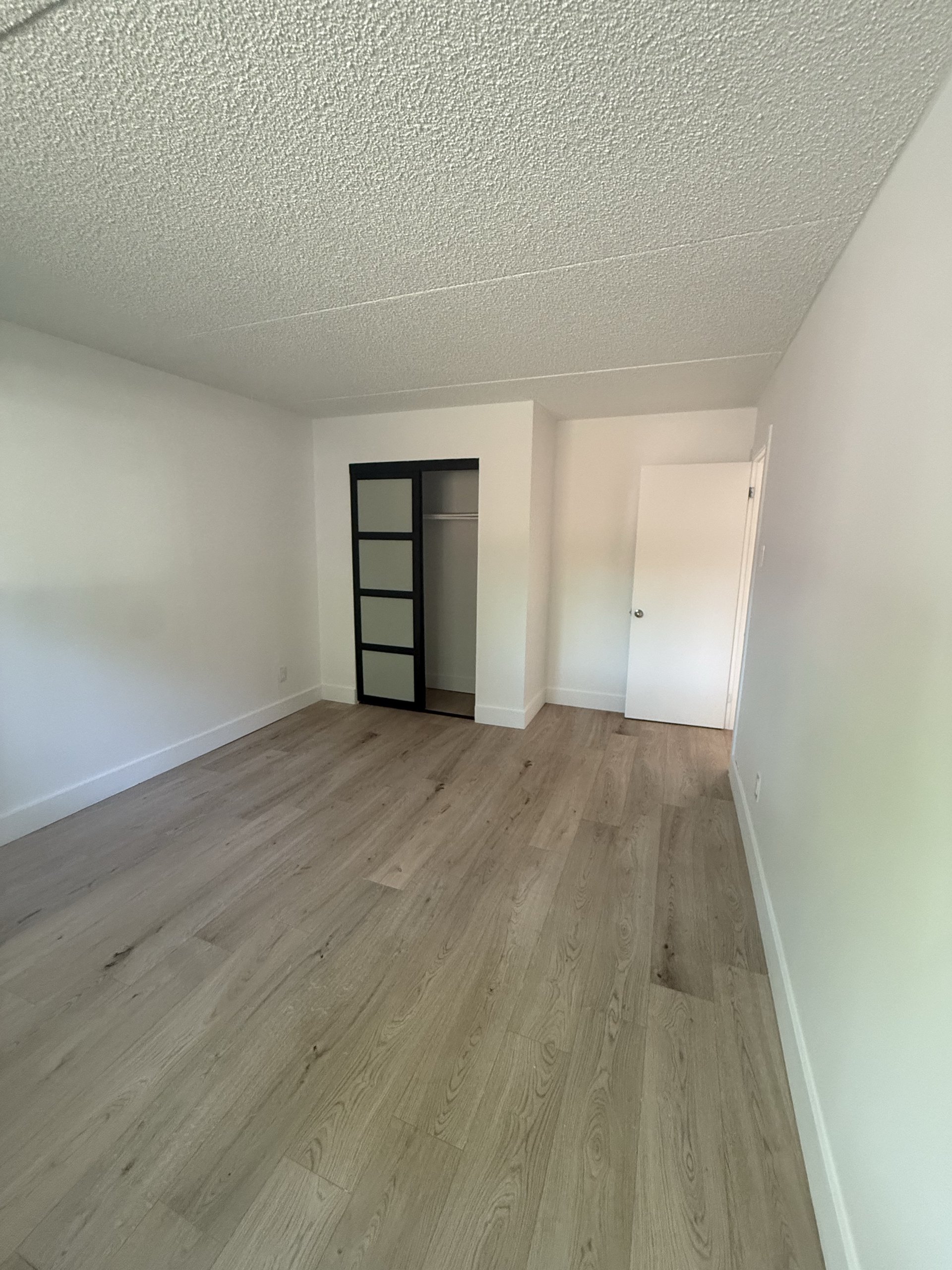 2300 Villeneuve — photo 14
