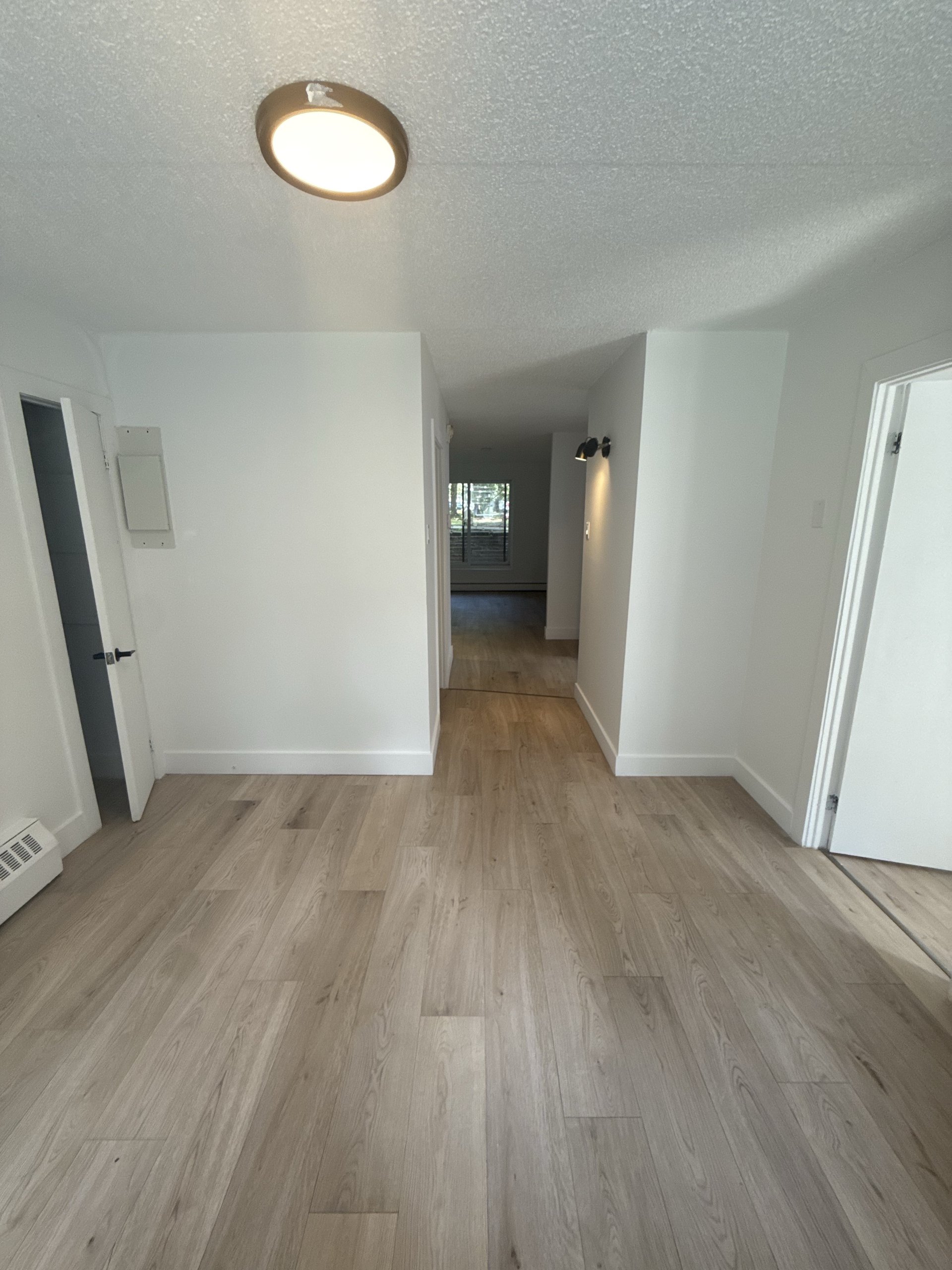 2300 Villeneuve — photo 12
