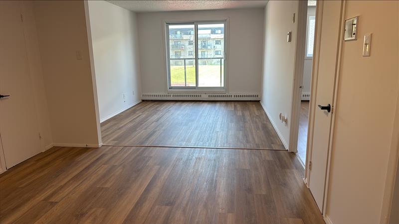 2211 Villeneuve C — photo 4