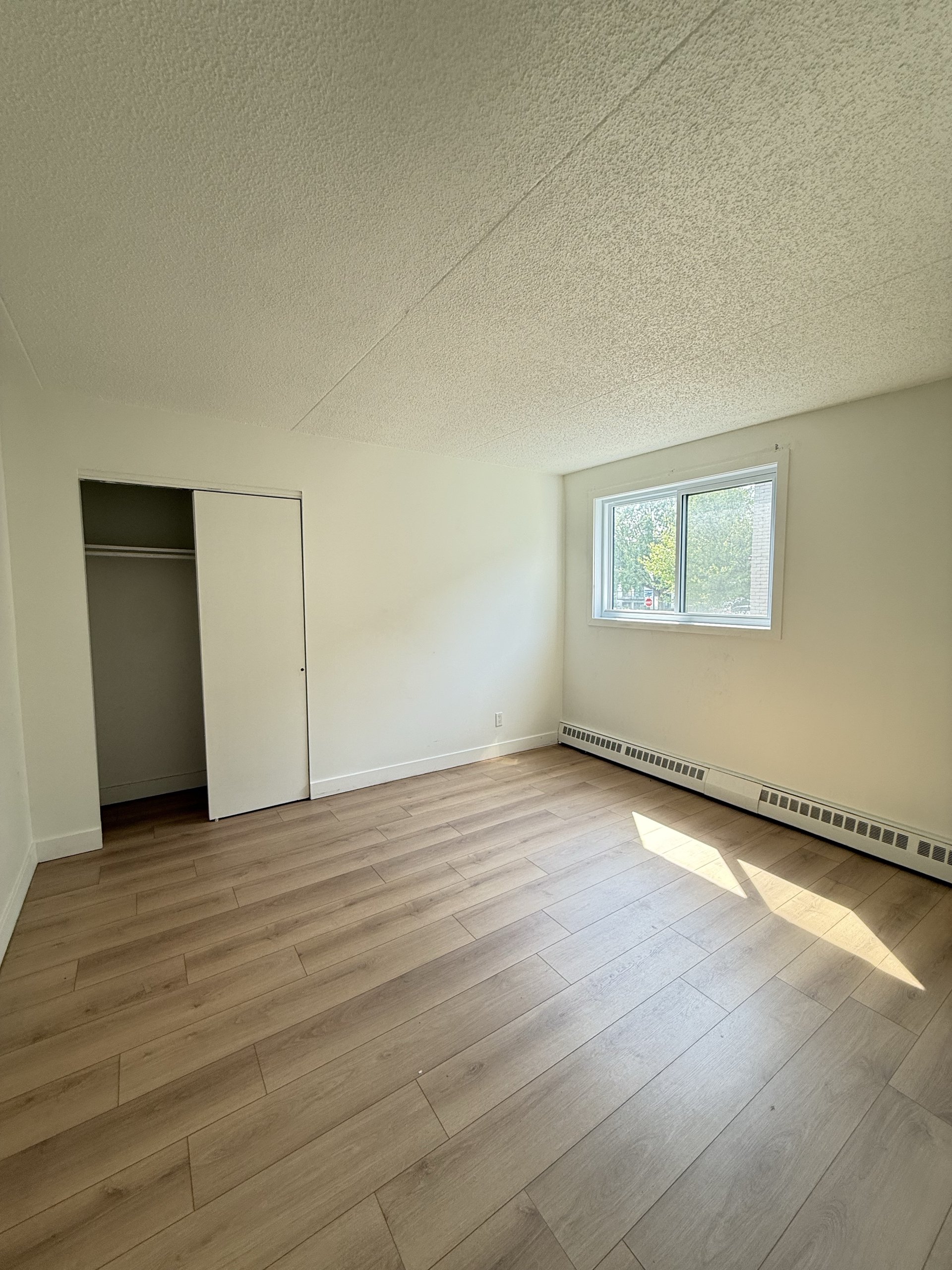 2211 Villeneuve B — photo 4